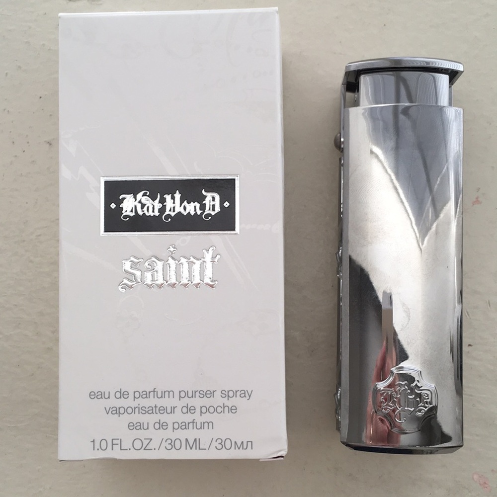 Kat von d saint